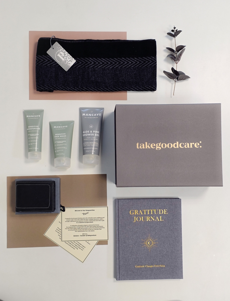 the-vanguard-box-flatlay